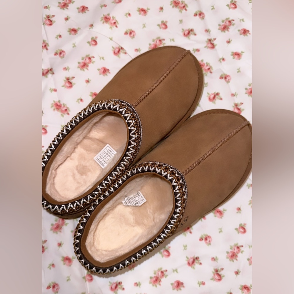 women’s UGG tasman slippers